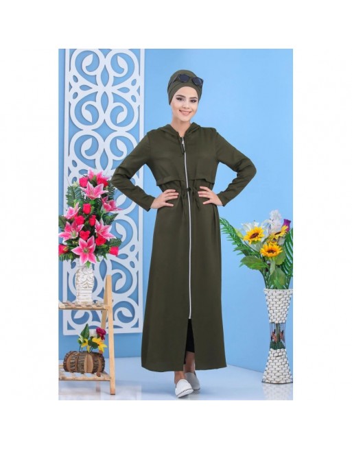 Robe longue zippée à capuche pour femme style décontracté de marque Amelis Paris - Couleur Kaki foncé Robe longue zippée à capuche pour femme style décontracté de marque Amelis Paris - Couleur Kaki foncé