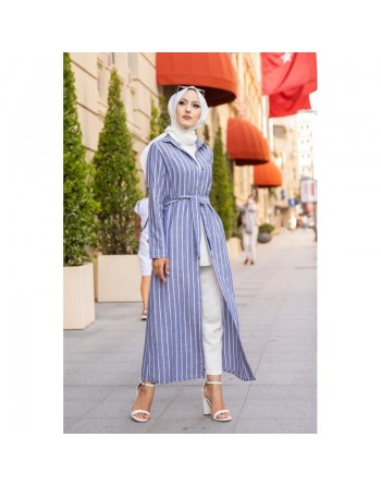 Robe à rayures entièrement boutonnée devant avec ceinture assortie (Vetement d'été femme voilée) - Couleur bleu et blanc 