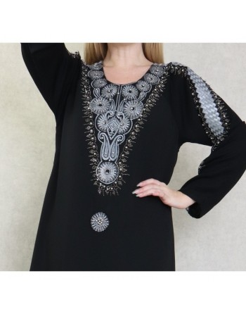 Robe Abaya ample Dubaï noire de qualité avec nombreuses broderies et strass idéale pour la fête de l'Aïd 