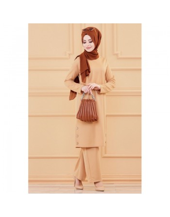 Ensemble tunique boutonnée et pantalon assorti (Vêtement femme voilée Turquie) - Couleur vison 