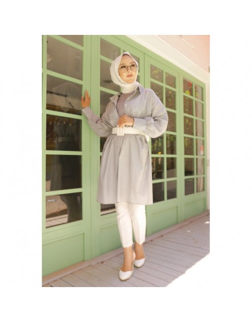 Chemise-Tunique longue à rayures (Vêtement pour femme voilée et hijab - Mode islamique) - Couleur noir Chemise-Tunique longue à rayures (Vêtement pour femme voilée et hijab - Mode islamique) - Couleur noir