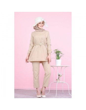 Ensemble tunique et pantalon assorti avec ceinture pour femme (Modest Fashion) - Couleur beige 