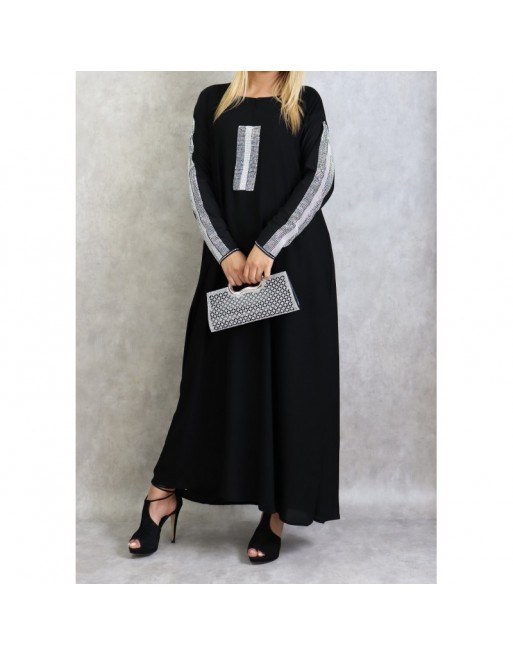 Robe femme de type Abaya Dubai moderne et chic à strass argentés et écharpe noire assortie Robe femme de type Abaya Dubai moderne et chic à strass argentés et écharpe noire assortie