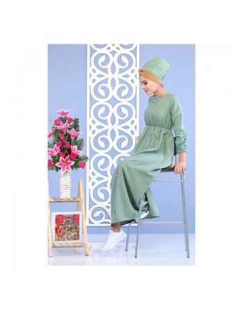 Robe longue cintrée décoration boutons pour femme - Couleur vert amande 