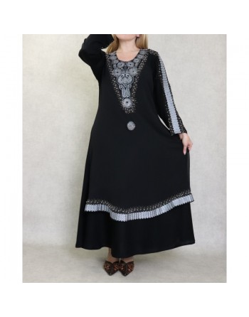 Robe Abaya ample Dubaï noire de qualité avec nombreuses broderies et strass idéale pour la fête de l'Aïd 
