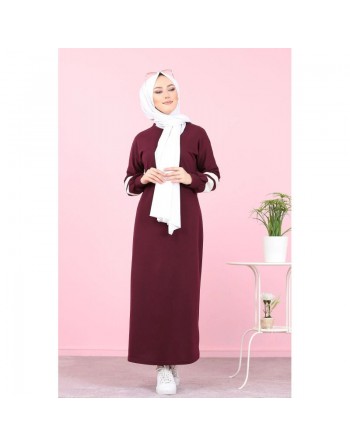 Robe longue style moderne pour femme voilée (Robes musulmanes pas cher - Boutique en ligne) - Couleur prune 