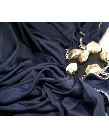 Hijab bleu pailleté avec décorations et chaines fines 