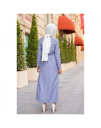 Robe à rayures entièrement boutonnée devant avec ceinture assortie (Vetement d'été femme voilée) - Couleur bleu et blanc 