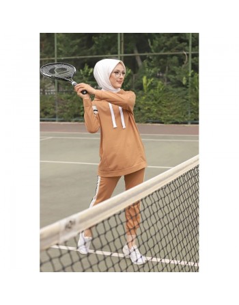 Ensemble survêtement 2 pièces (Haut à capuche et bas et jogger) pour femme voilée - Couleur blanc et Camel 