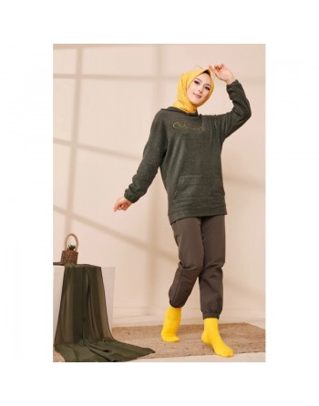 Sweat femme avec capuche brodé "Champion" (Saison Automne-Hiver) - Couleur kaki 