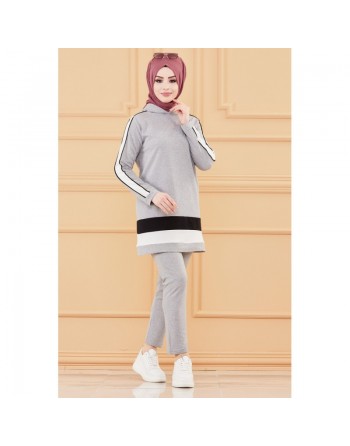 Ensemble survêtement pour femme : Tunique à capuche et Pantalon (Tenue sport Hijab) - Couleur gris clair 