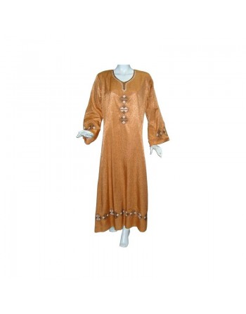 Robe Kawtar couleur rouge brique avec broderies marrons 