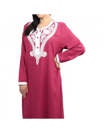 Robe longue avec broderies blanches (Plusieurs couleurs disponibles) 