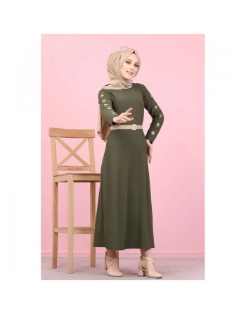 Robe décorée de boutons pour femme voilée - Vêtement islamique moderne - Couleur kaki 