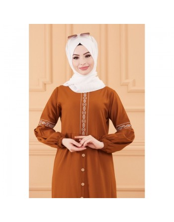 Robe longue brodée pour femme musulmane (Tenue Hijab style habillé) - Couleur tabac 