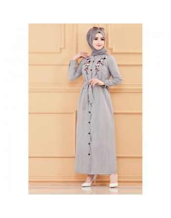 Robe longue boutonnée avec broderie et ceinture (Vêtement Hijab & Modest Fashion pour femme) - Rayures couleur noir 
