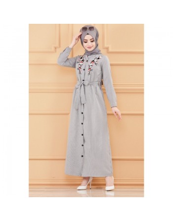 Robe longue boutonnée avec broderie et ceinture (Vêtement Hijab & Modest Fashion pour femme) - Rayures couleur noir 