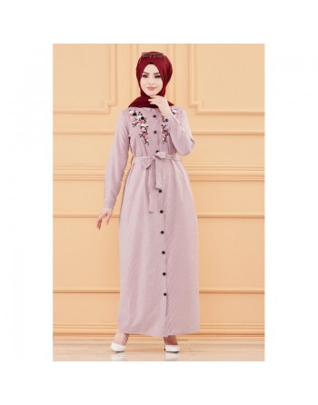 Robe longue boutonnée avec broderies et ceinture assortie (Vêtement Modest Fashion pour femme voilée) - Rayures couleur... 