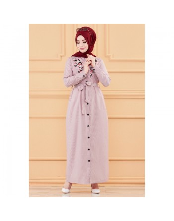 Robe longue boutonnée avec broderies et ceinture assortie (Vêtement Modest Fashion pour femme voilée) - Rayures couleur... 