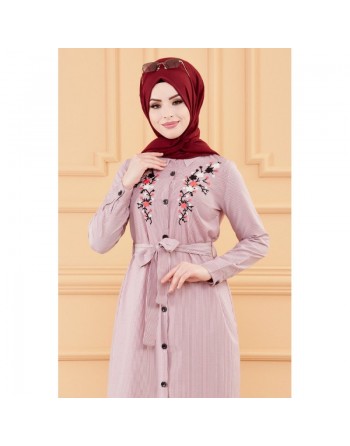 Robe longue boutonnée avec broderies et ceinture assortie (Vêtement Modest Fashion pour femme voilée) - Rayures couleur... 