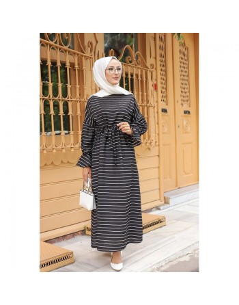 Robe longue à rayures avec ceinture pour femme voilée - Couleur noire 
