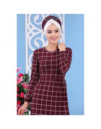 Robe avec imprimés à carreaux de couleur aubergine (grandes tailles) - Vetement femme voilée moderne 