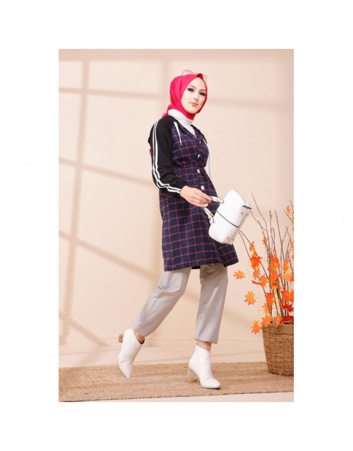 Tunique avec capuche pour femme (Vêtement hijab moderne) - Couleur noir, bleu marine à rayures roses Tunique avec capuche pour femme (Vêtement hijab moderne) - Couleur noir, bleu marine à rayures roses