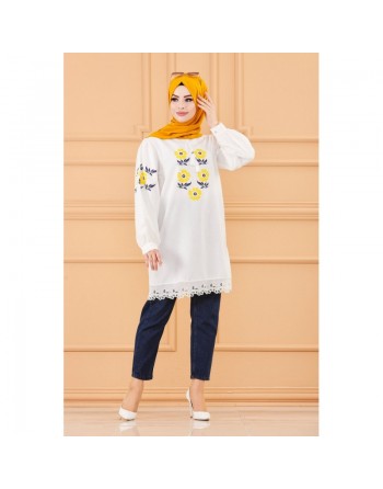Tunique imprimée à fleurs pour femme - Couleur blanc avec fleurs de couleur jaune 