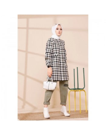 Veste-Tunique à carreaux (Tenue Hijab Hiver) - Couleur blanc et kaki 