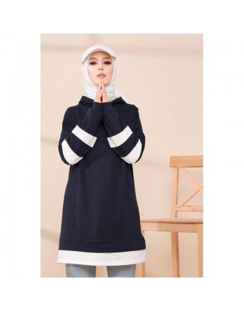 Tunique décontractée avec capuche (Sweat long pour femme voilée) - Couleur bleu nuit avec bandes blanches 