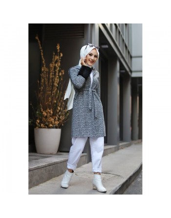 Gilet long avec capuche et manches à fourrure - Couleur gris 