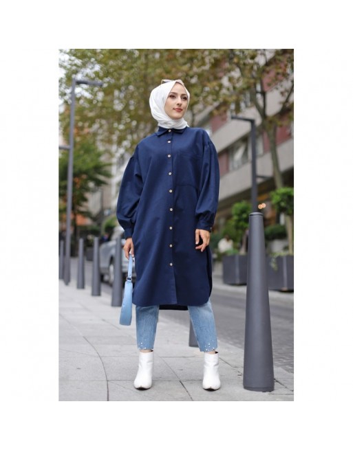 Chemise longue et ample pour femme (Tenue hijab tendance et mastour) - Couleur bleu marine Chemise longue et ample pour femme (Tenue hijab tendance et mastour) - Couleur bleu marine