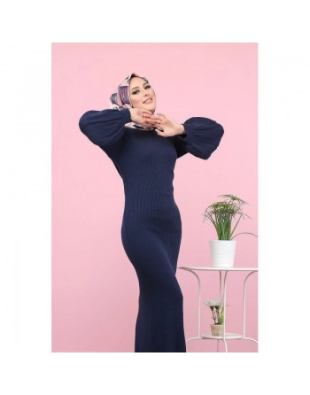 Robe longue tricotée pour femme (Modest Fashion - Automne Hiver) - Couleur bleue marine 