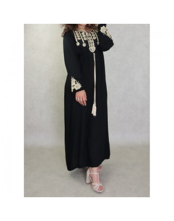 Robe longue élégante avec broderies et pompons pour femme - Couleur Noir 