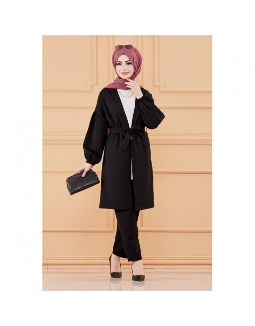 Ensemble habillé pour femme : Veste et pantalon (Tenue classique pour hijab) - Couleur noir Ensemble habillé pour femme : Veste et pantalon (Tenue classique pour hijab) - Couleur noir