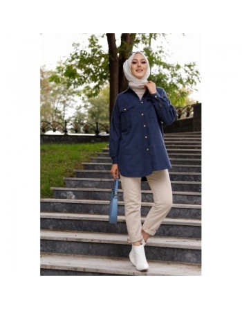 Tunique-Chemise casual pour femme avec deux grandes poches - Couleur bleu marine 