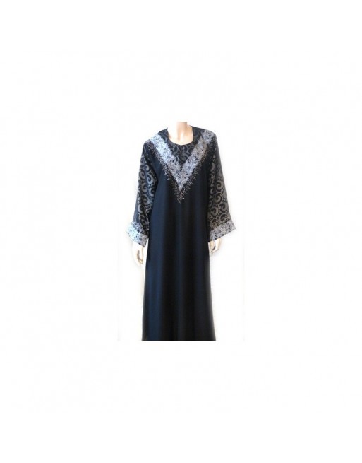 Abaya noire broderies argentées avec foulard assorti (fabriqué aux Emirats / Dubaï) Abaya noire broderies argentées avec foulard assorti (fabriqué aux Emirats / Dubaï)