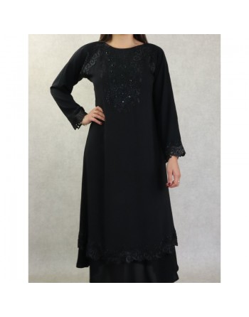 Robe Abaya Dubaï noire de qualité strass et dentelle noires 