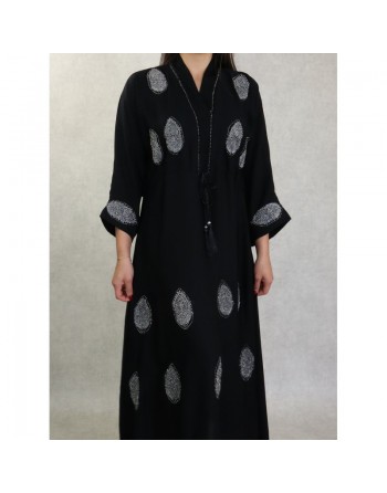 Robe Abaya Dubaï noire de qualité avec broderie et strass argenté et ceinture interne 