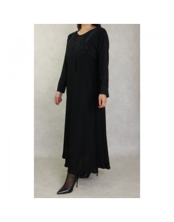Robe Abaya Dubaï noire de qualité avec broderie et strass dorés et ceinture interne 
