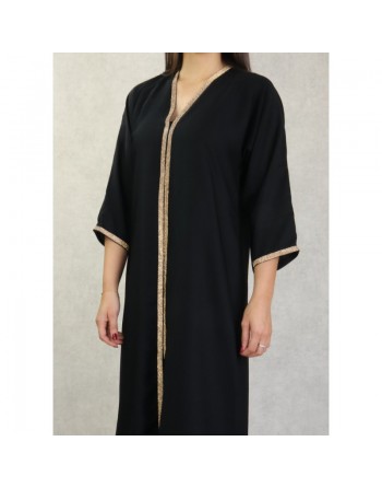 Robe Abaya Dubaï de qualité avec motifs strass dorés sur le devant et les manches - Couleur noir 