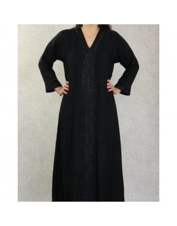 Robe Abaya Dubaï noire de qualité avec strass avec son châle assorti 