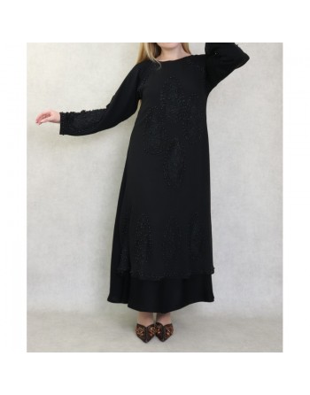 Robe Abaya Dubaï noire de qualité avec nombreuses perles noires et strass 