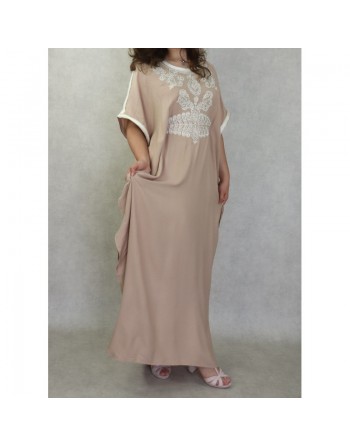 Robe orientale style arabe à manches courtes brodée avec perles et strass - couleur beige 