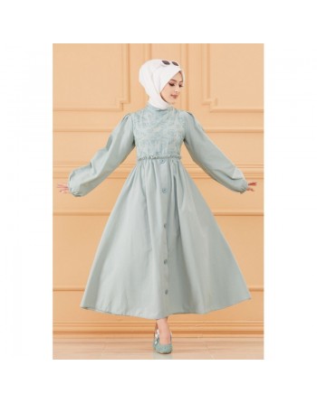 Robe ample et évasée avec broderie discrète Vêtement style habillé pour femme voilée) - Couleur menthe 