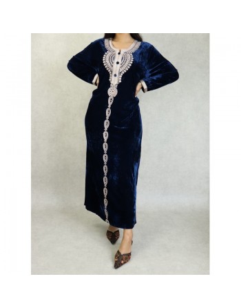 Robe longue en velours avec broderies et perles sur toute la longueur (Robes Automne-Hiver pour femme) - Couleur Bleu marine 