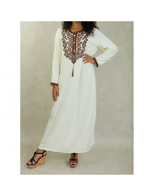 Robe longue brodée style oriental pour femme - Couleur Blanc cassé Robe longue brodée style oriental pour femme - Couleur Blanc cassé