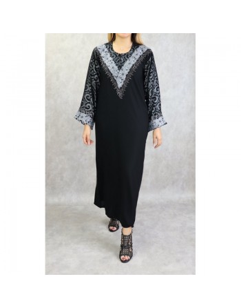 Abaya Dubai chic et moderne avec broderies et strass pour femme 