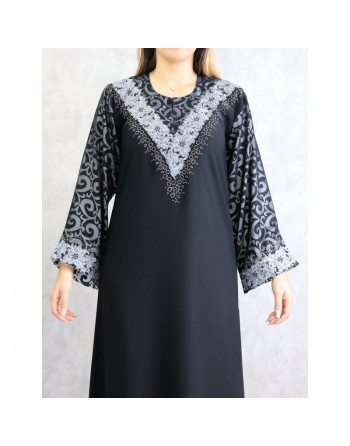 Abaya Dubai chic et moderne avec broderies et strass pour femme 
