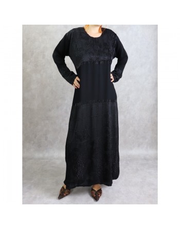 Abaya des Emirats - Robe Noire ornée de broderie et de strass 